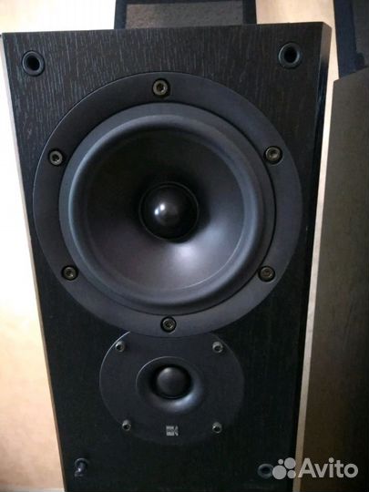 Kef cresta hot sale 30