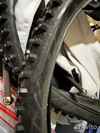 Покрышка Schwalbe Ice Spiker Pro 27,5