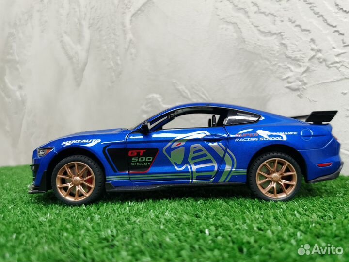 Машинки металлические 1:24