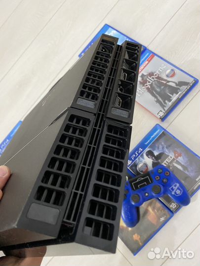 Sony PS4 500gb / 2 геймпада / Mafia trilogia