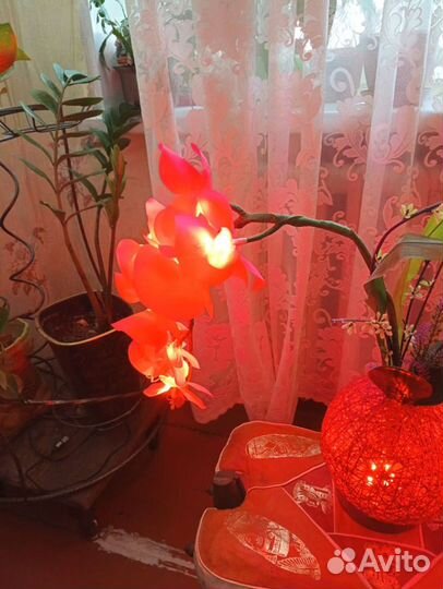 Светильник орхидея