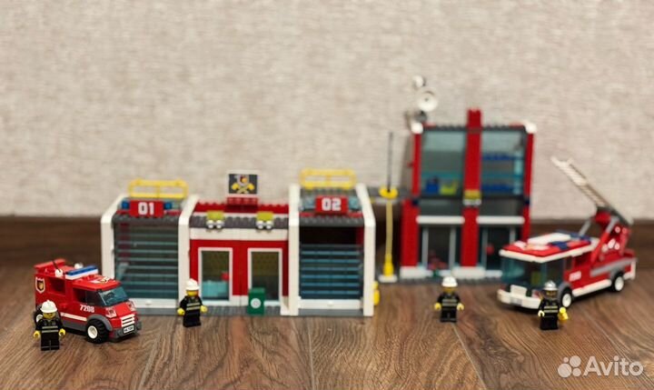 Lego 7208 City пожарная станция