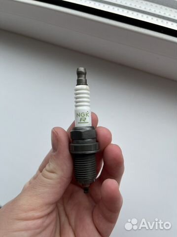 Новые Свечи зажигания NGK-R zfr5f-11