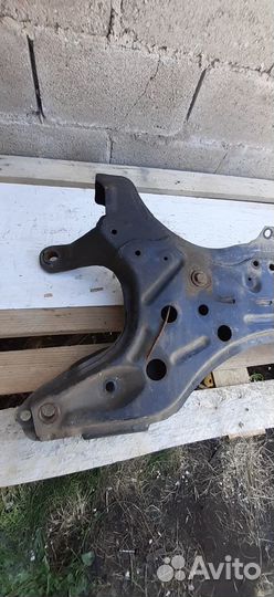 Подрамник передний (балка) Geely Emgrand ес7 2012)