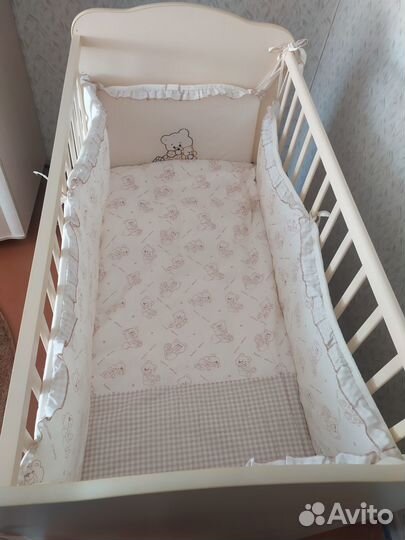 Бортик и балдахин в кроватку