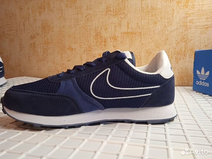 Кроссовки Nike