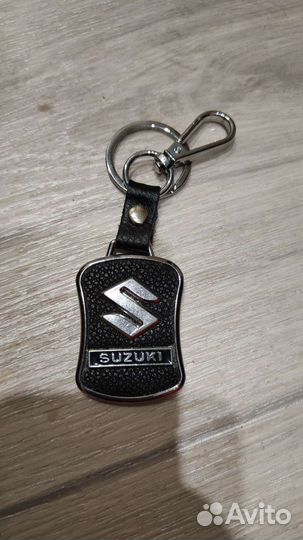 Брелок для ключей автомобили