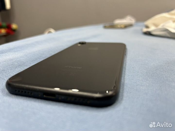 Продам iPhone xr 64gb