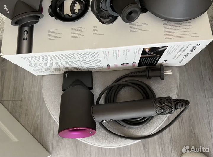 Фен Dyson Supersonic HD08