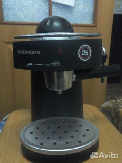 Кофемашина Redmond