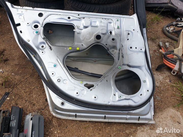 Дверь задняя левая lexus gs300 gs3 gs 3 300 гс жс