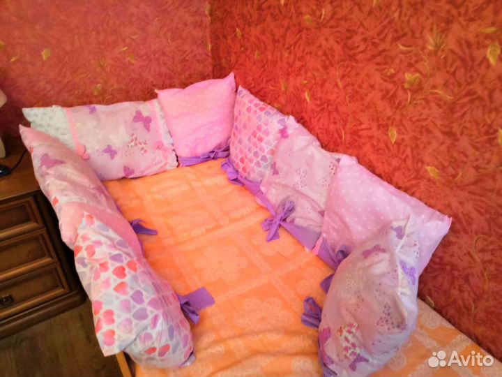 Бортики на кроватку