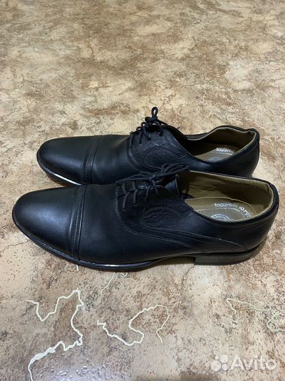 Мужские кожаные туфли 41