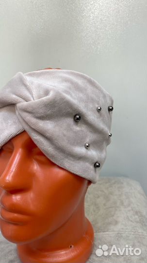 Шапки и наушники для девувек