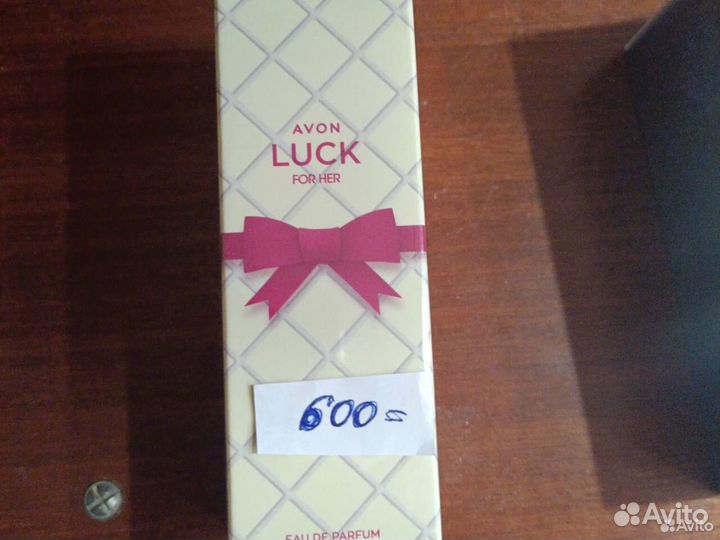 Духи женские avon и faberlic