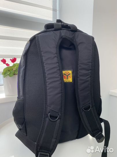 Рюкзак школьный