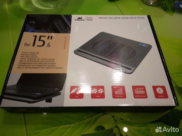 Охлаждающая подставка для ноутбука 15.6 rivacase