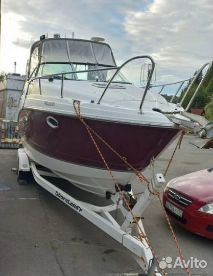 Круизный катер Rinker 260 EC