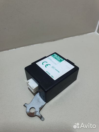 Блок управления дверьми Toyota Camry XV 30