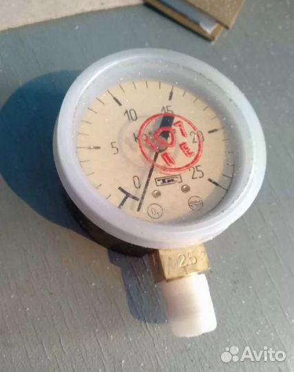 Манометр показывающий мтп-1М,2М,1М СССР