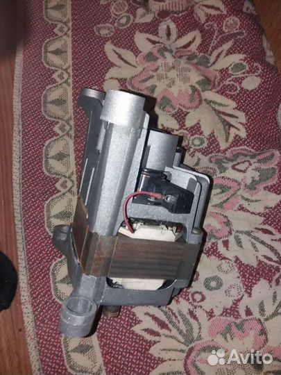 Двигатель от стиральной машины Whirlpool