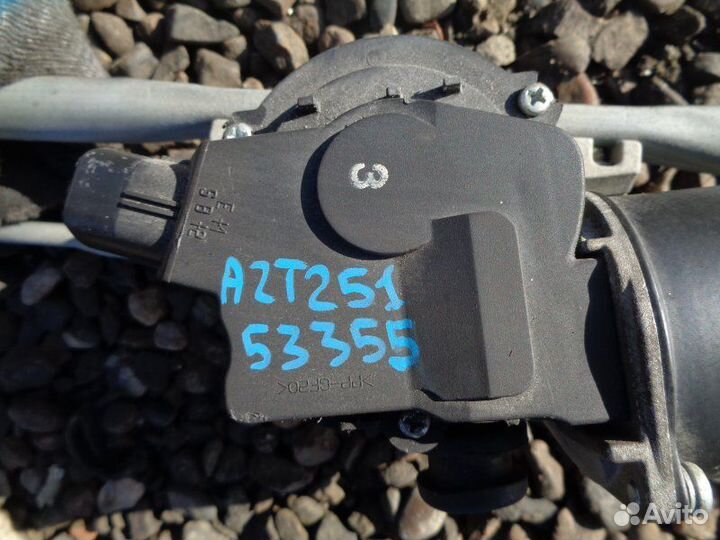 Мотор дворников Toyota Avensis AZT251 2AZ-FSE