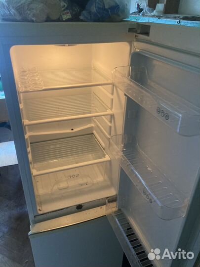 Холодильник shivaki