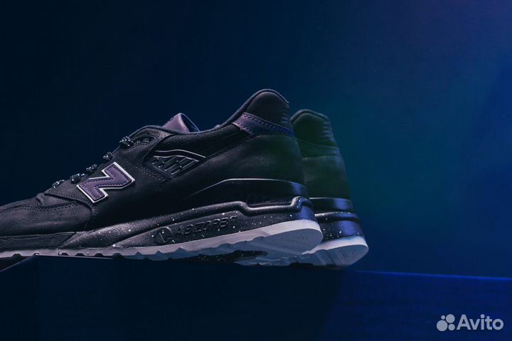 New balance northern store lights 998