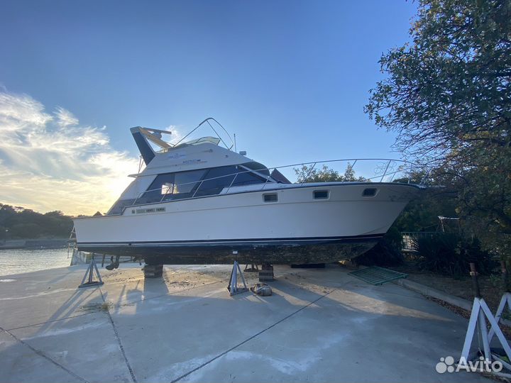 Моторная Яхта Silverton 12 м