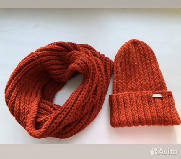 Шапка и снуд
