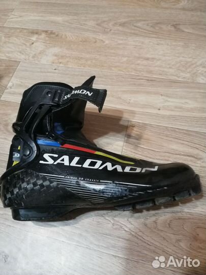 Лыжные ботинки