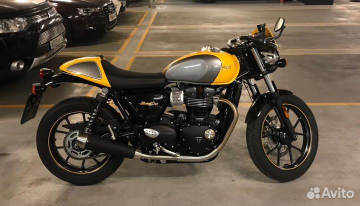 Мотоцикл триумф стрит кат