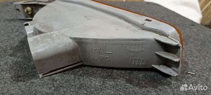 Поворотник для toyota