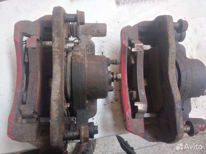 Супорта передние Mazda 626GE