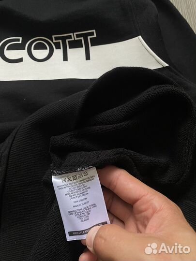 Свитшот Lyle scott