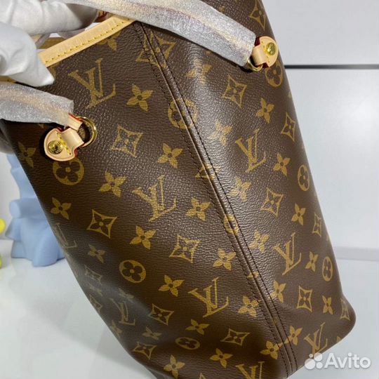 Сумка Louis Vuitton Neverfull MM