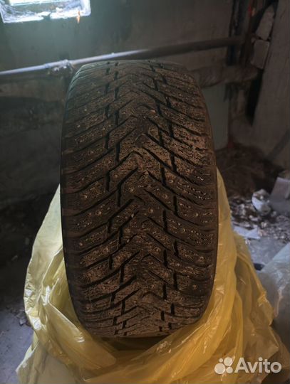 Nokian Tyres Hakkapeliitta 8 245/45 R17 99T