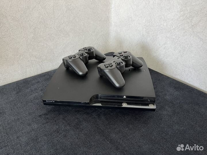 Ps3 slim 320gb 2 геймпада 120 игр