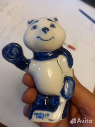 Фарфоровые статуэтки