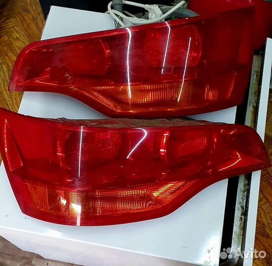 Фонарь задний Audi q7 4l