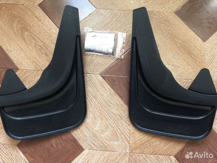 Новые универсальные брызговики