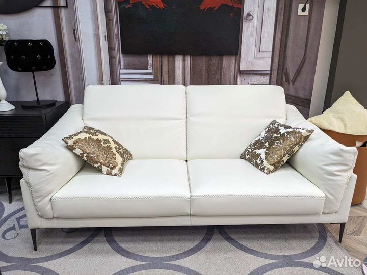 Итальянский кожаный диван Elisir. Бренд Calia Ital