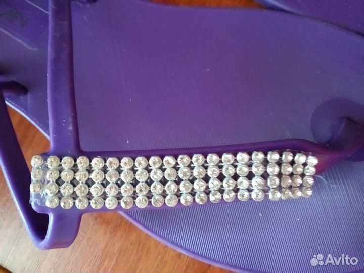 Сандалии.38р