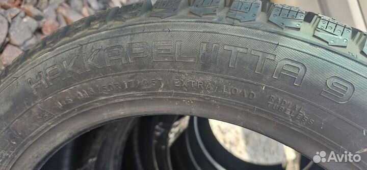 Nokian Tyres Hakkapeliitta 9 215/50 R17 95T