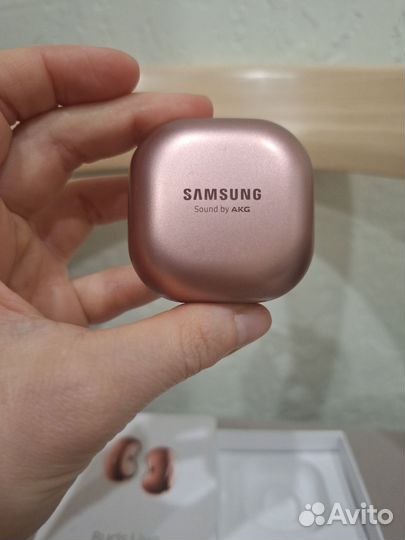 Беспроводные наушники samsung buds live