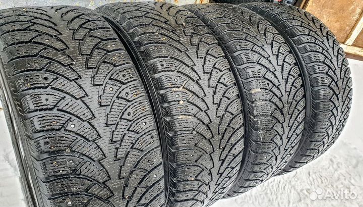 Nokian Tyres Nordman 4 235/55 R17