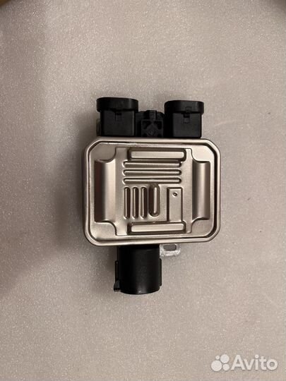 Блок управления вентилятором Land Rover Jaguar