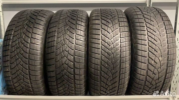 Колеса на Toyota LC 200 оригинал r18