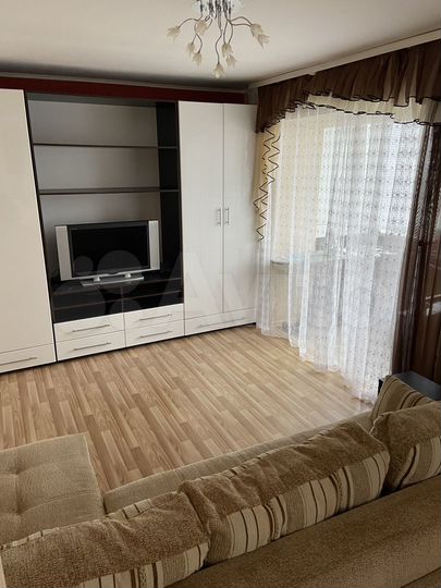 2-к. квартира, 53,7 м², 1/3 эт.