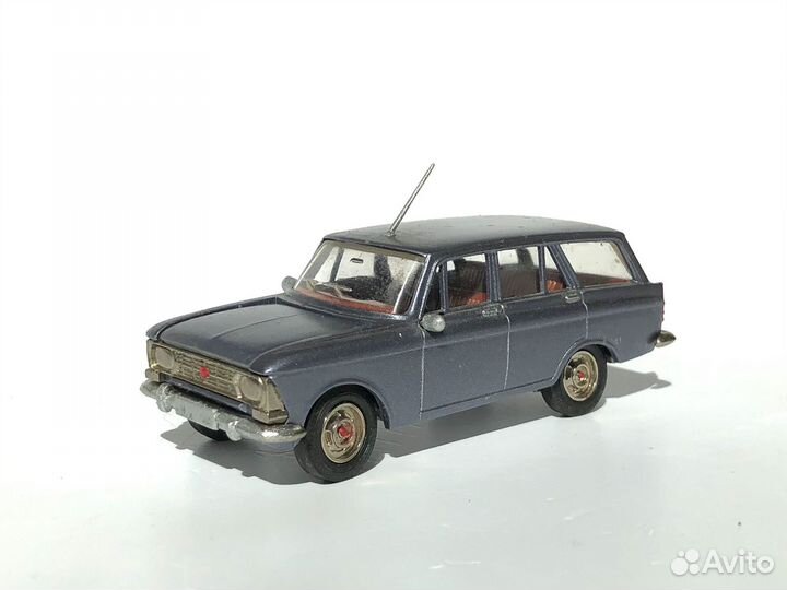 Модель автомобиля Москвич 427 СССР 1:43
